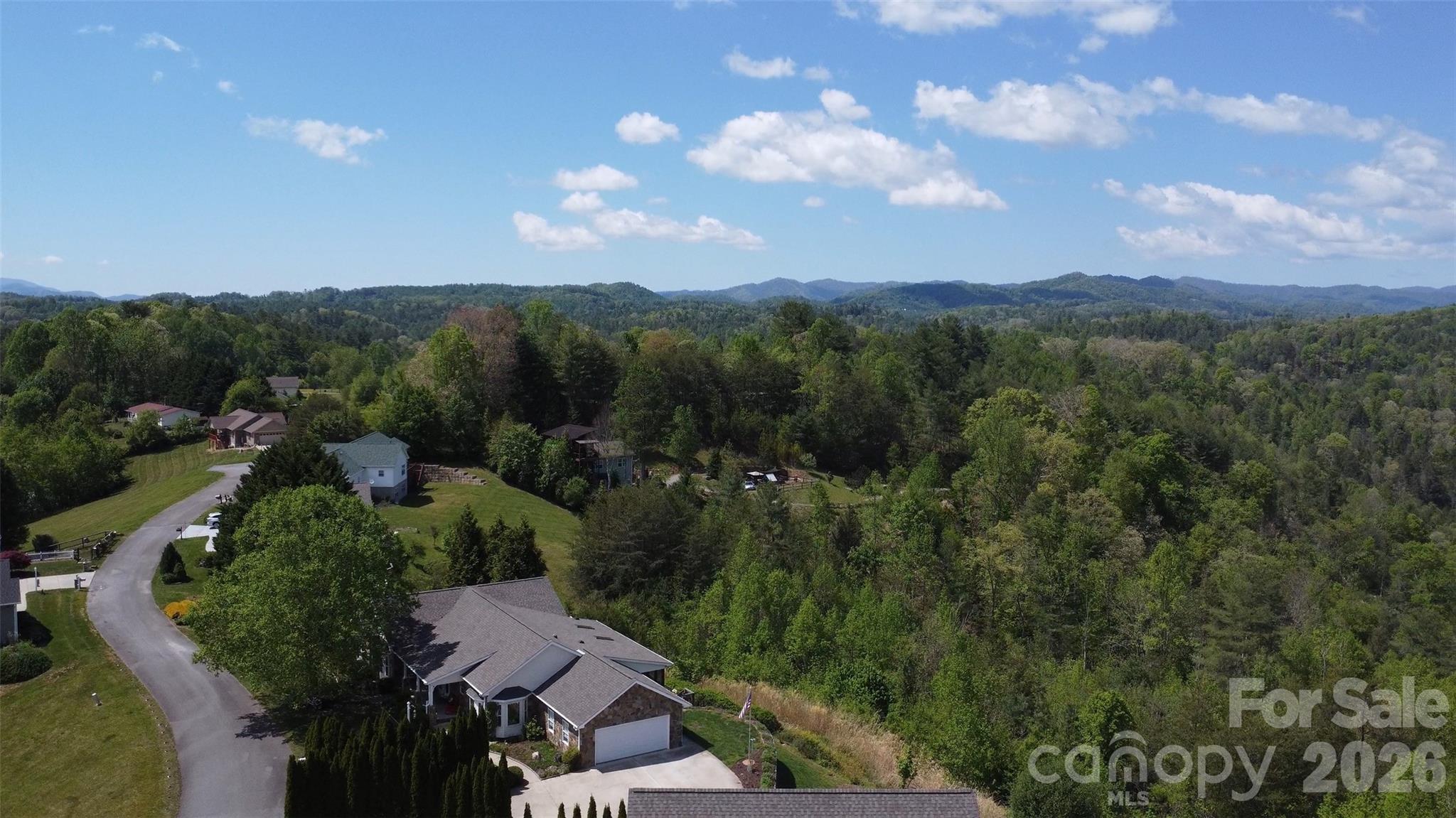 100 Bend View Drive — Marshall