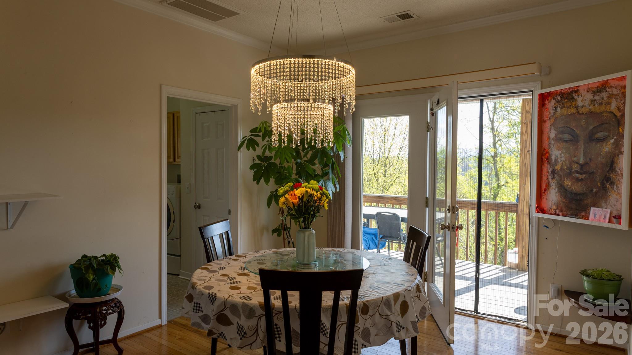100 Bend View Drive — Marshall