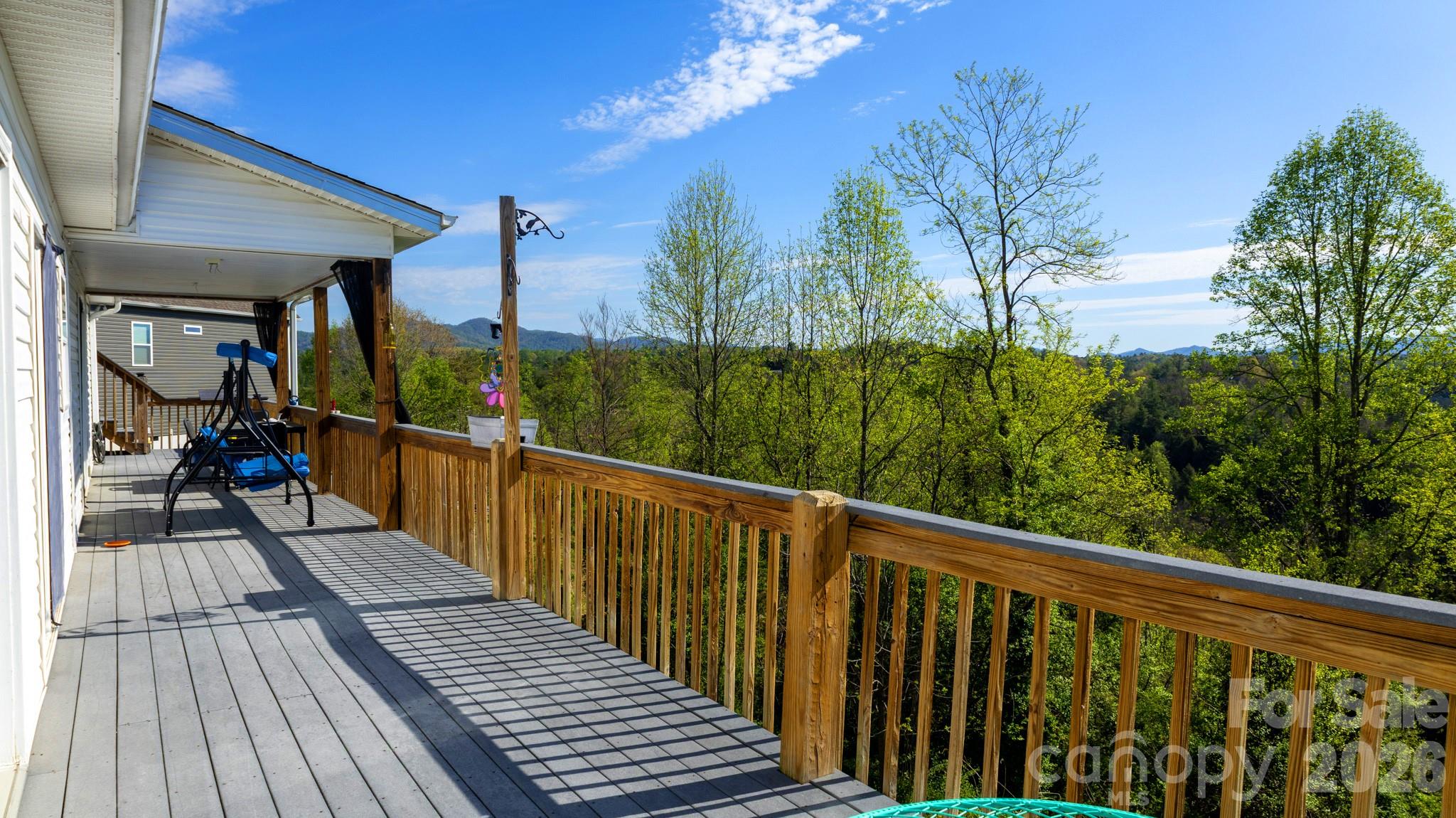 100 Bend View Drive — Marshall