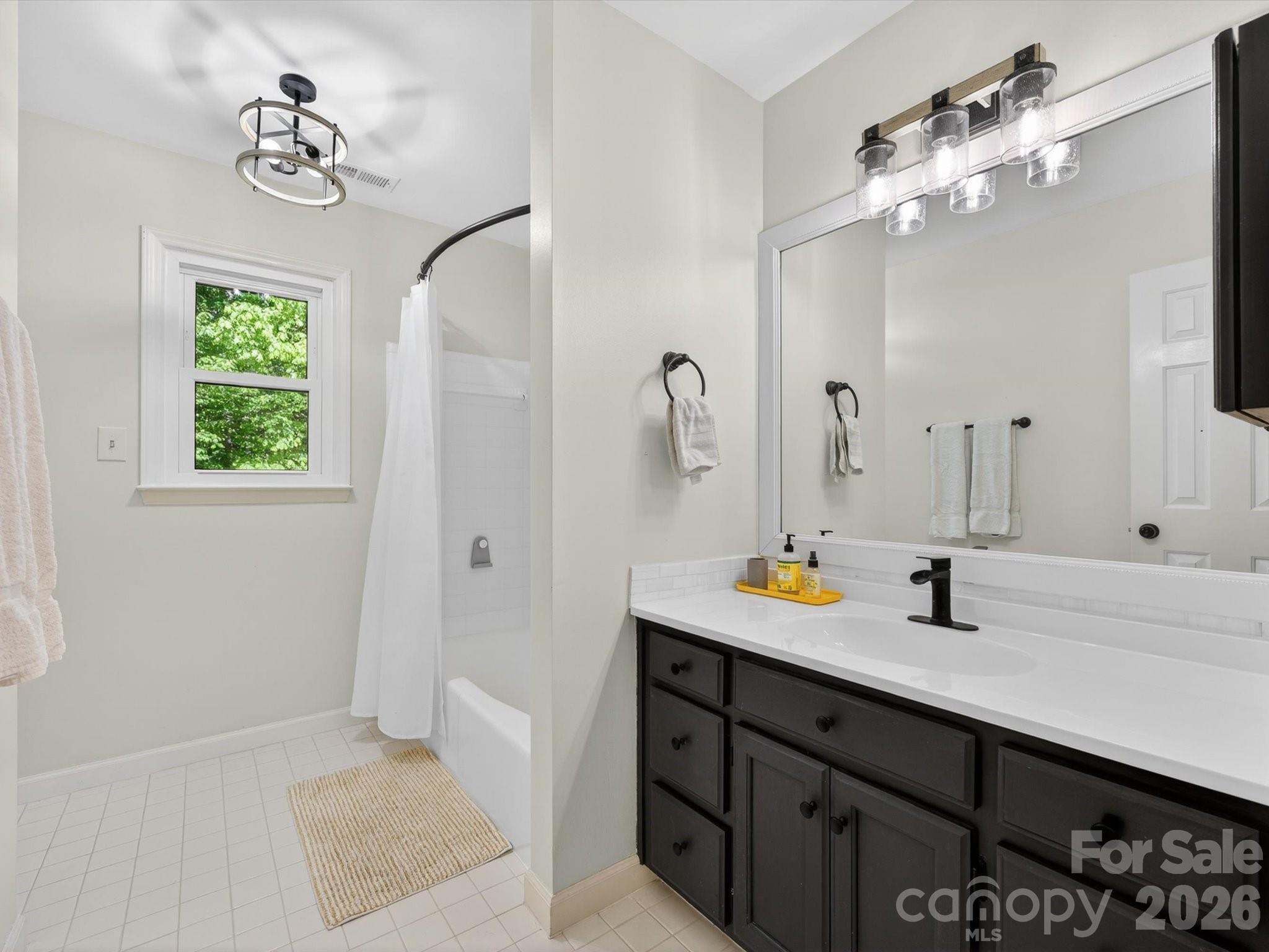 1036 Gateshead Lane — Matthews