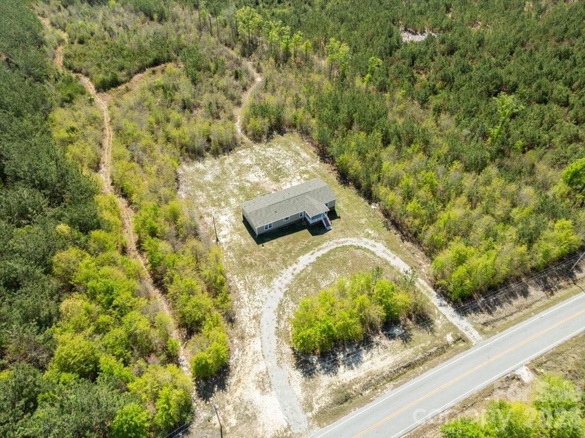 4210 Aaron Temple Church Road — Bennettsville