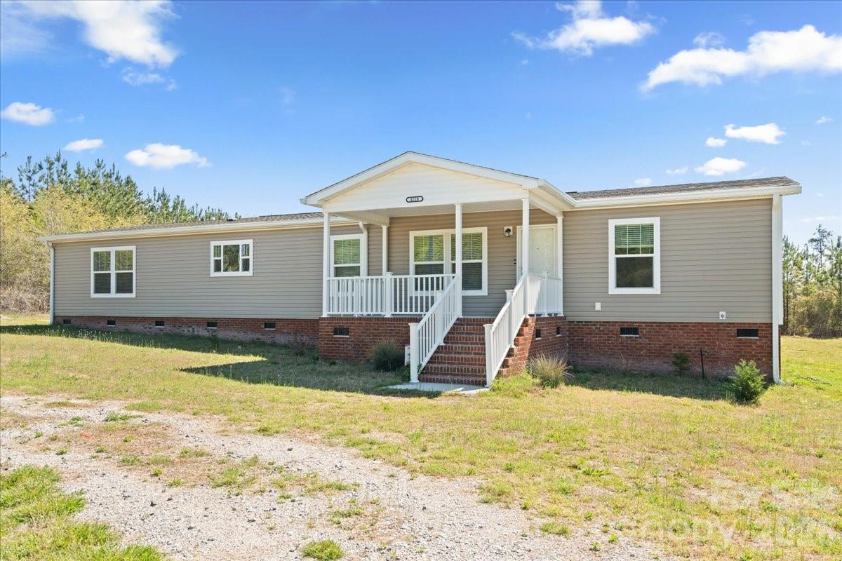 4210 Aaron Temple Church Road — Bennettsville