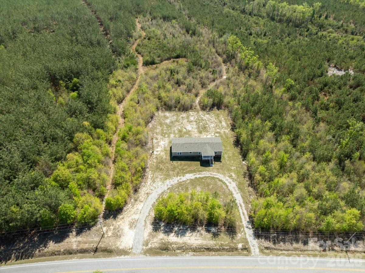 4210 Aaron Temple Church Road — Bennettsville
