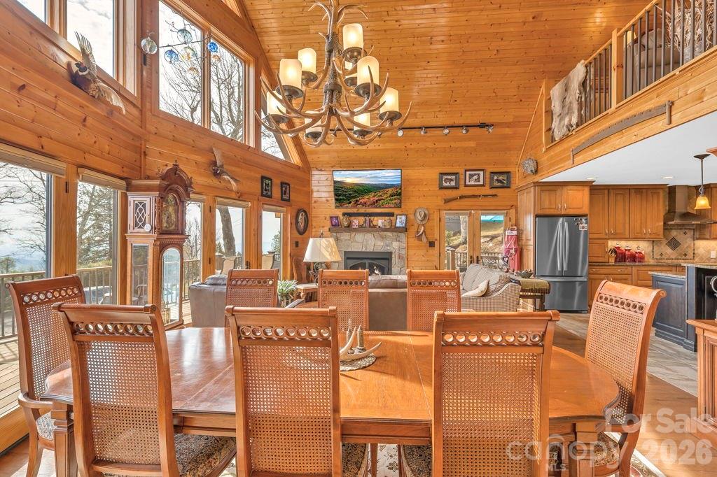 7054 Grandview Circle — Newland