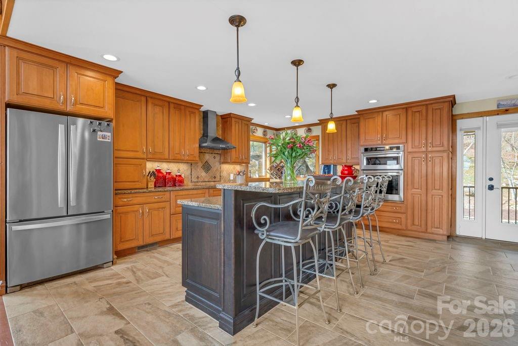 7054 Grandview Circle — Newland