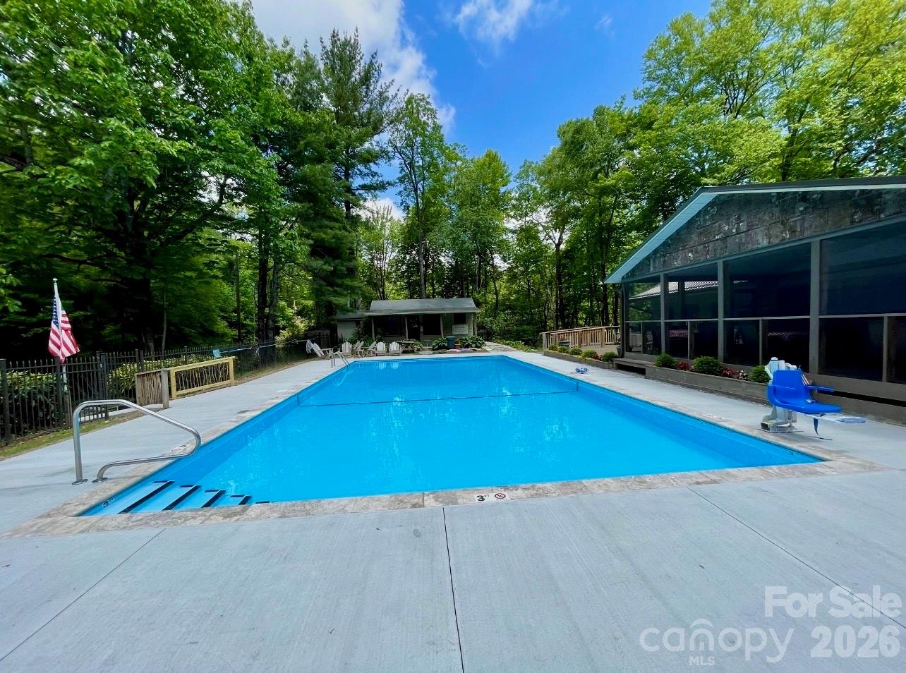 7054 Grandview Circle — Newland