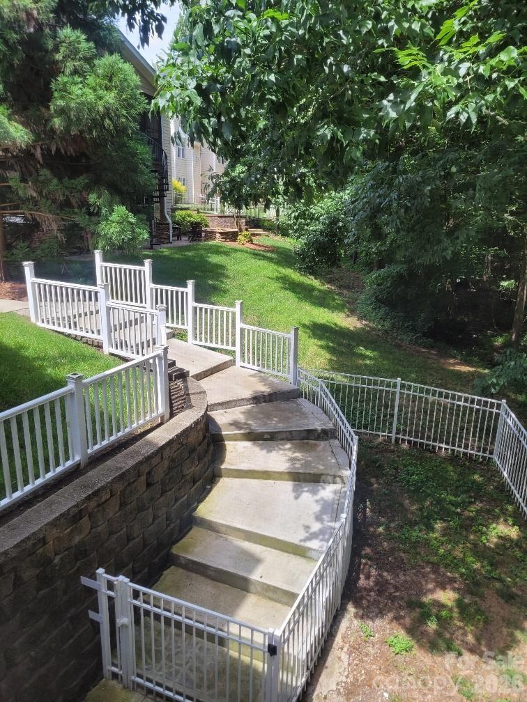 1261 Brough Hall Drive — Waxhaw
