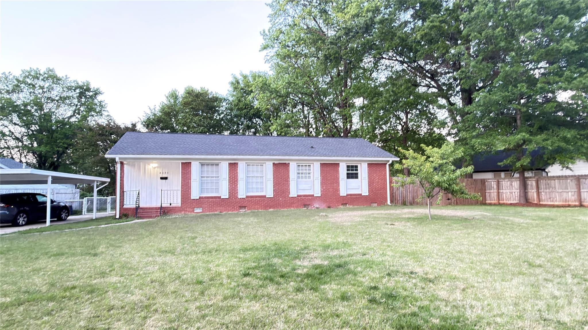 4131 Woodgreen Terrace — Charlotte