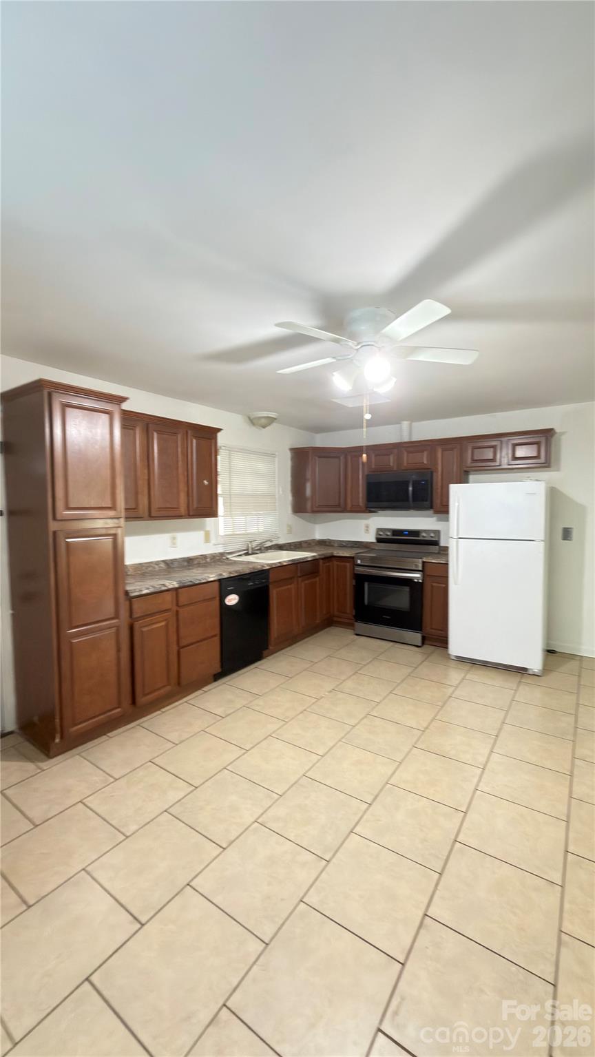 4131 Woodgreen Terrace — Charlotte
