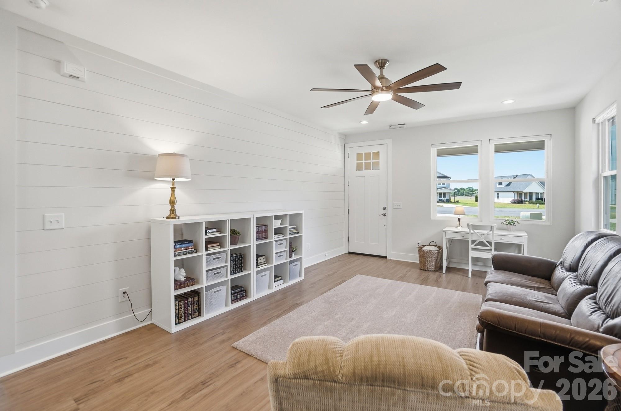 27636 Taylor Lane — Albemarle