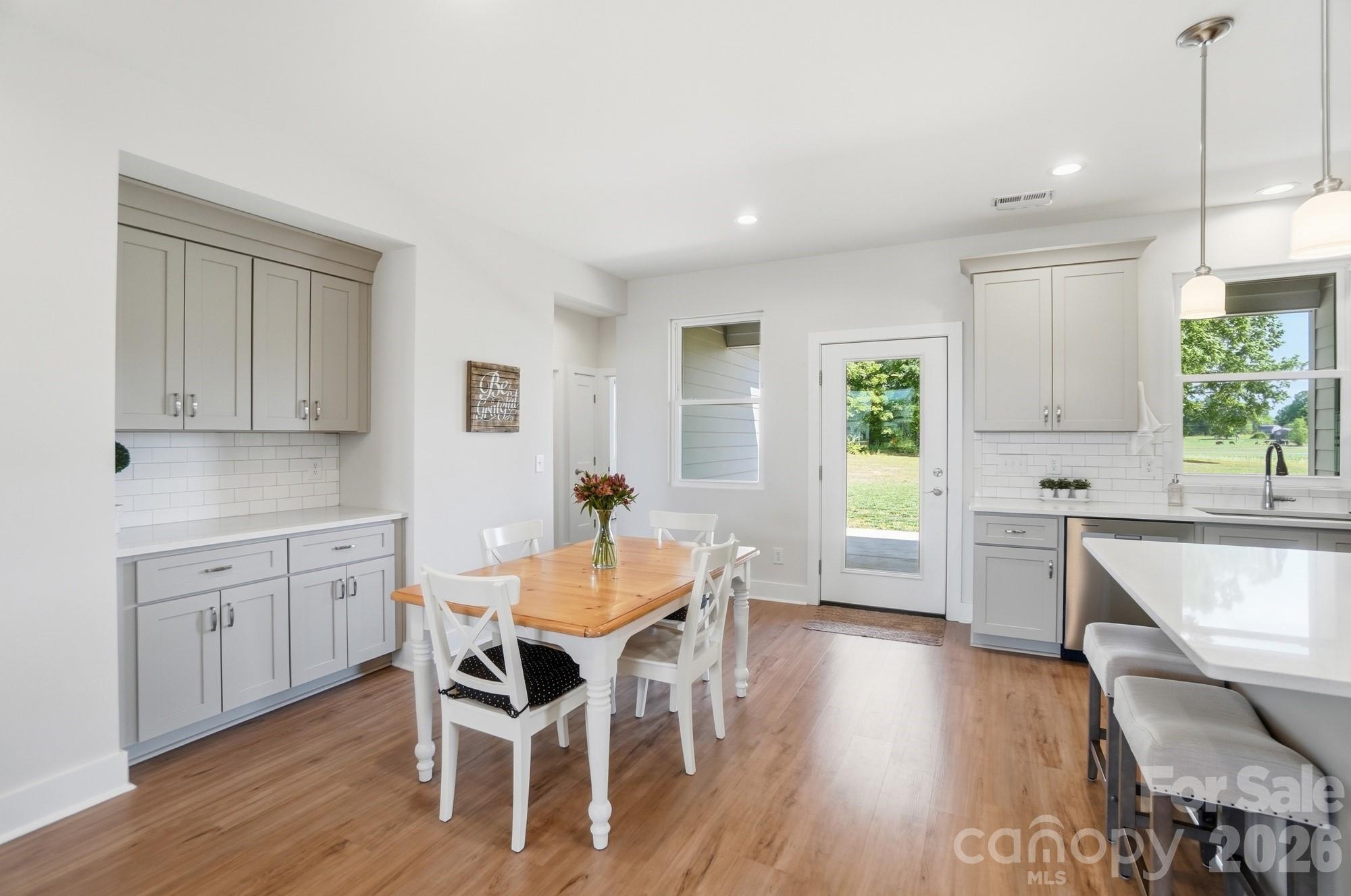 27636 Taylor Lane — Albemarle