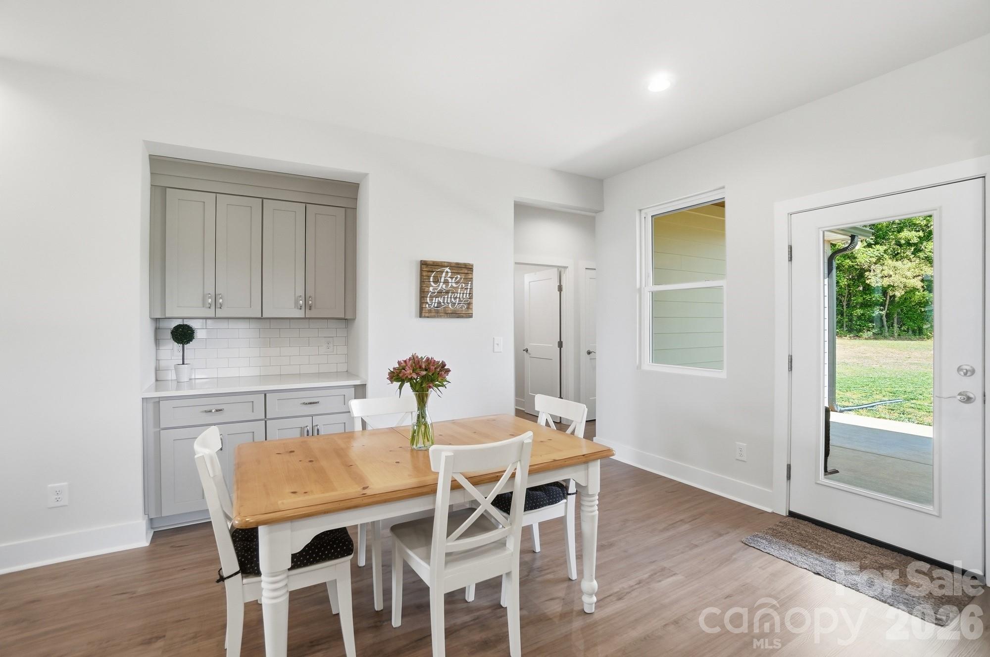 27636 Taylor Lane — Albemarle