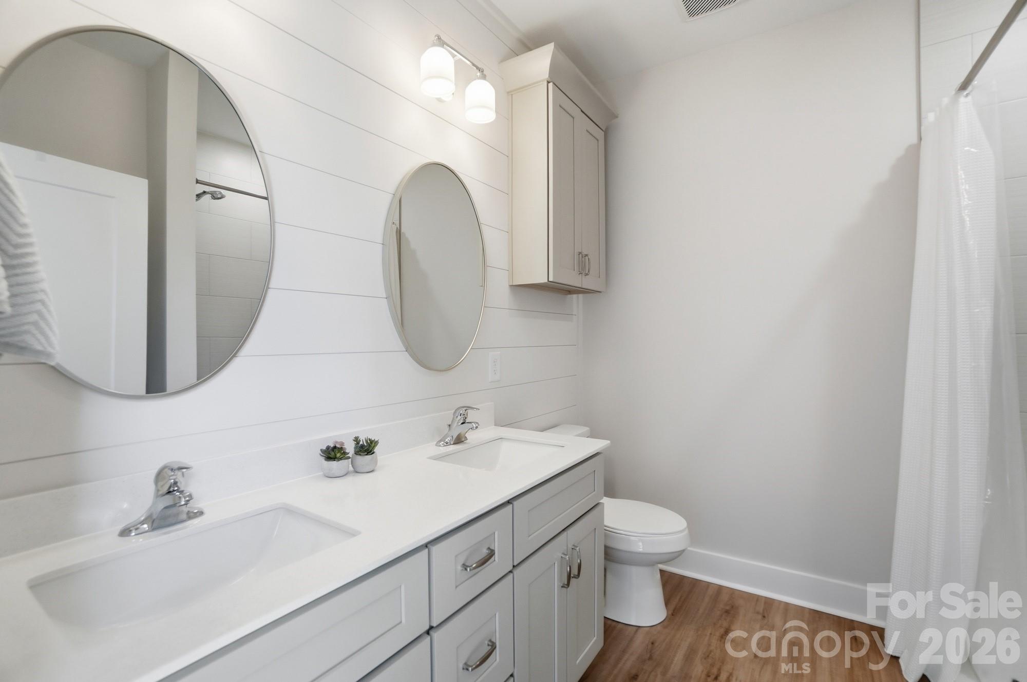 27636 Taylor Lane — Albemarle