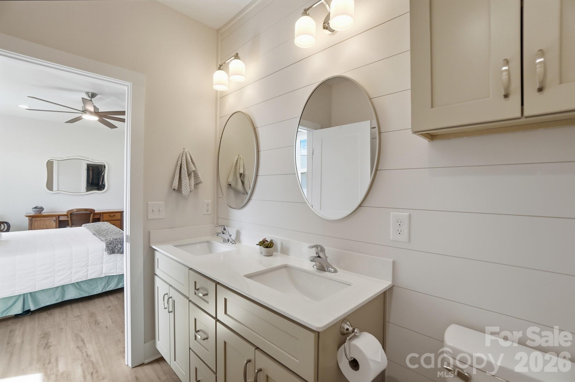 27636 Taylor Lane — Albemarle