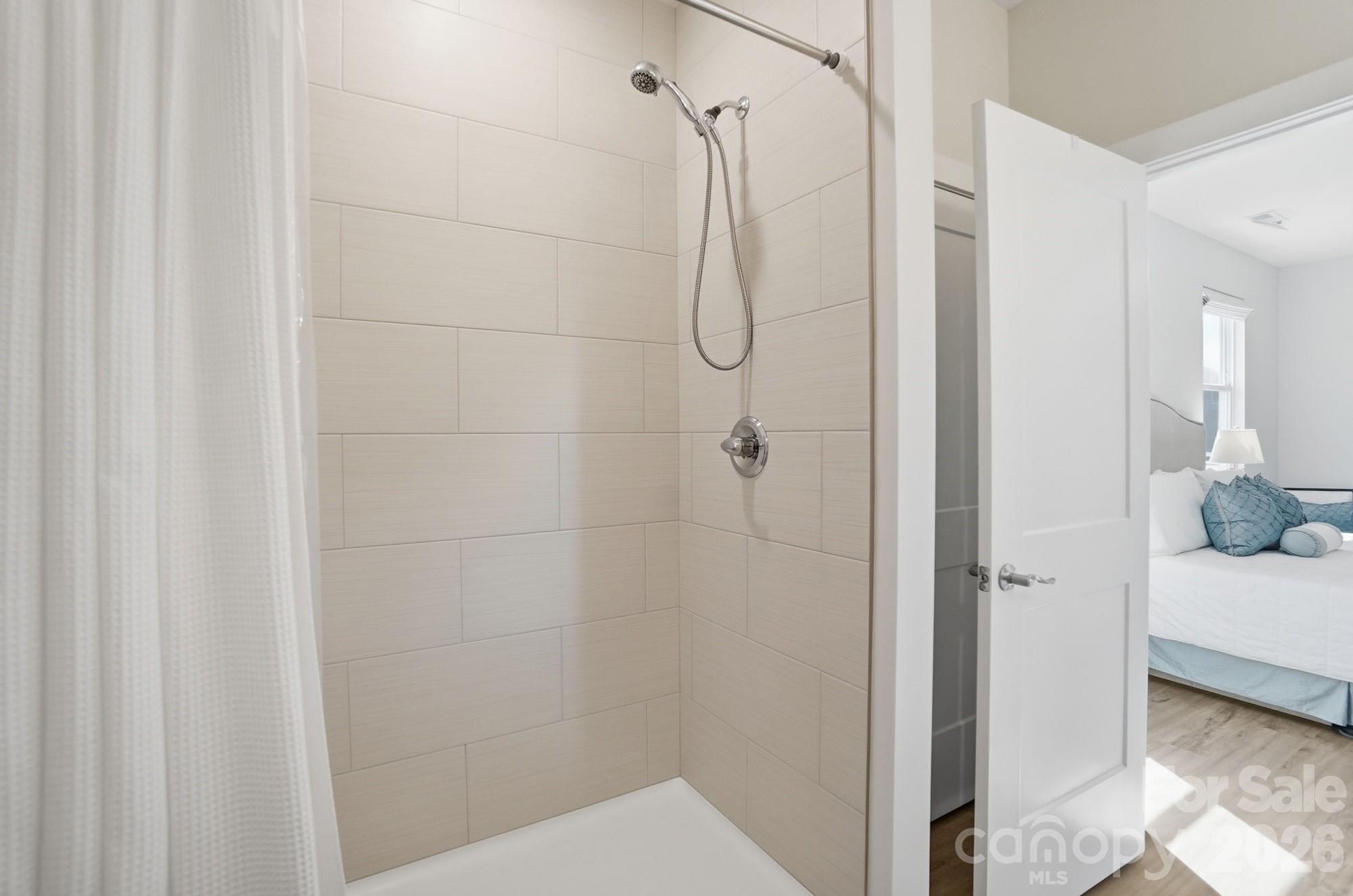 27636 Taylor Lane — Albemarle