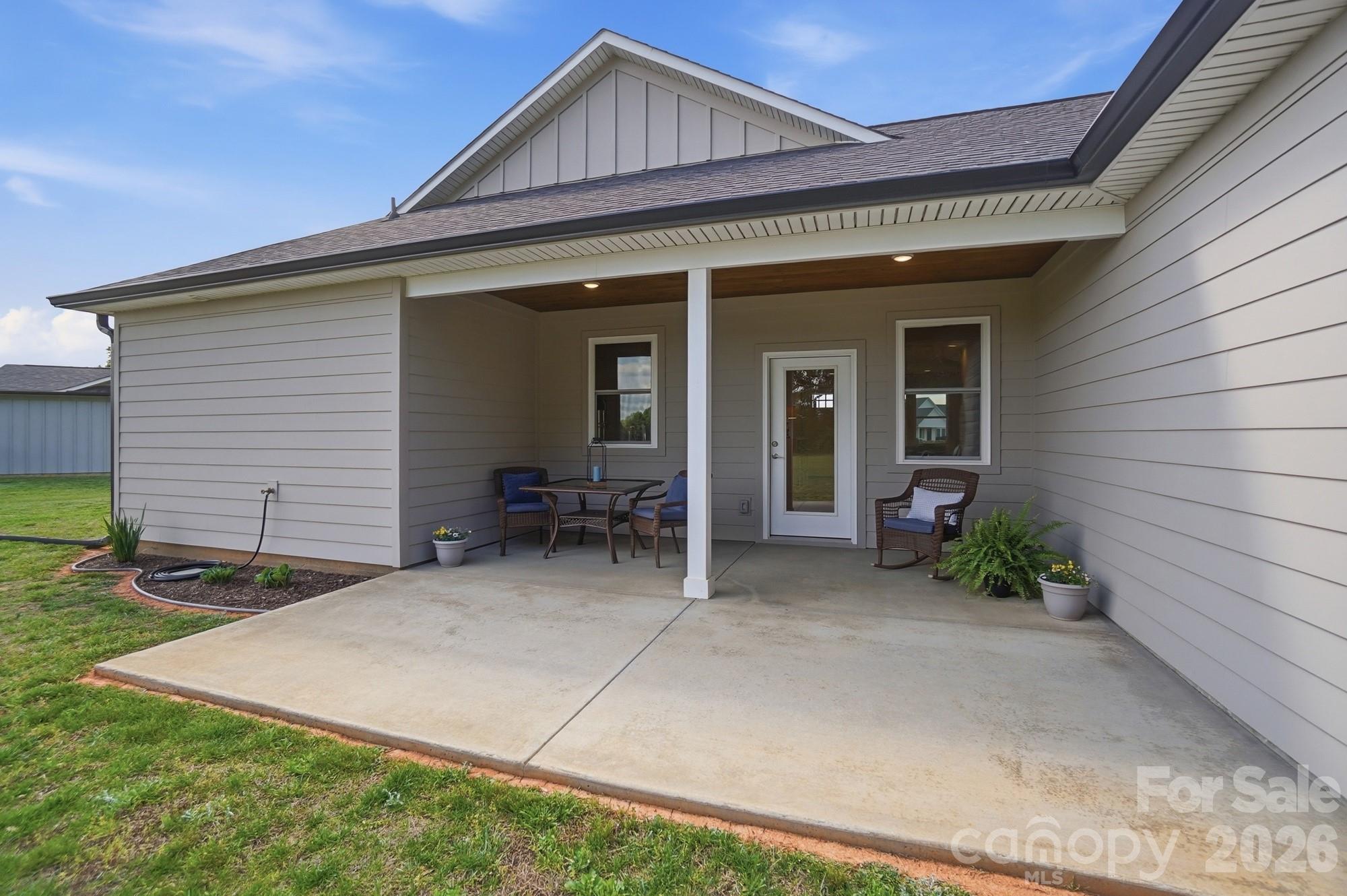 27636 Taylor Lane — Albemarle