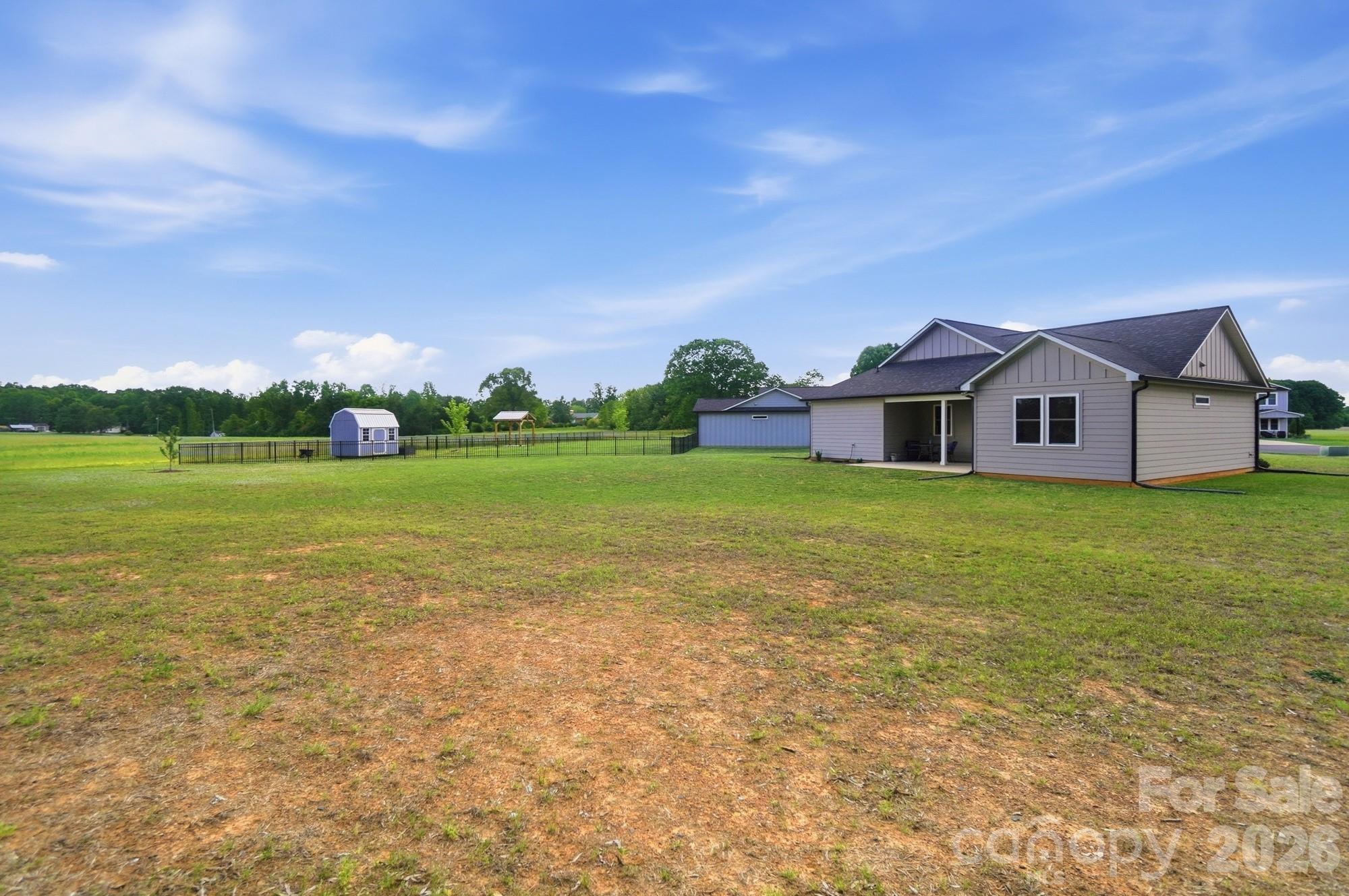 27636 Taylor Lane — Albemarle