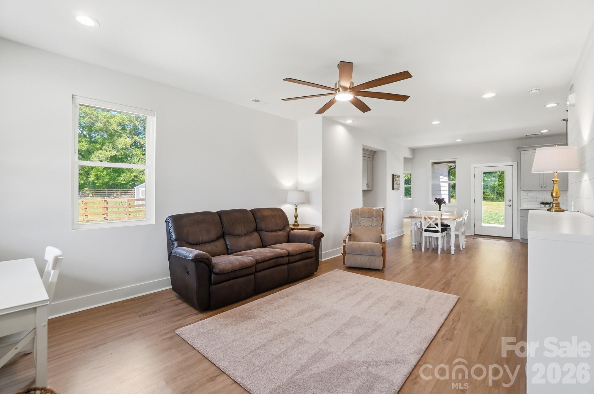 27636 Taylor Lane — Albemarle