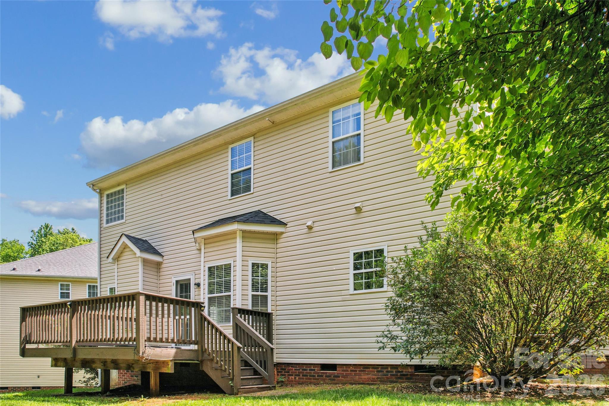 9912 Eden Hall Court — Charlotte