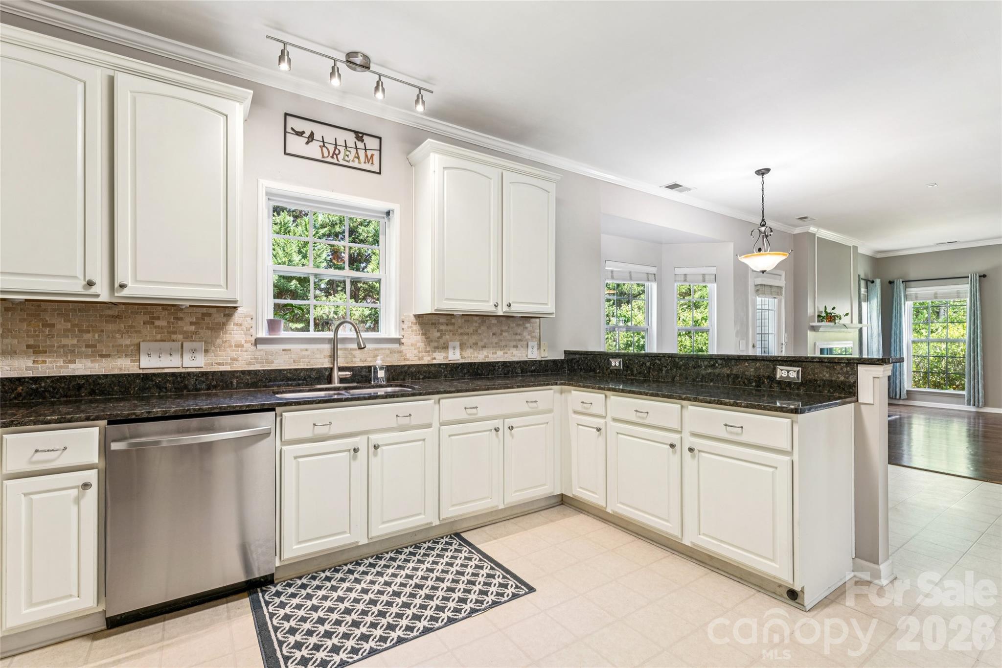 9912 Eden Hall Court — Charlotte