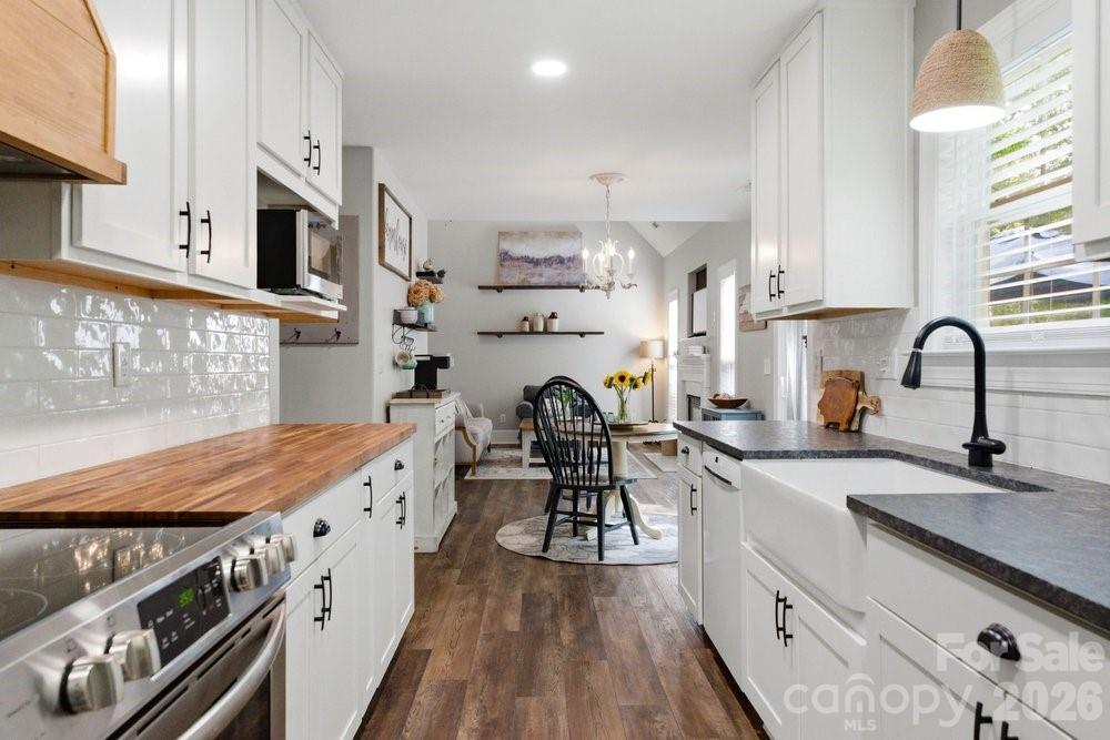 9505 Sweetbay Court — Waxhaw