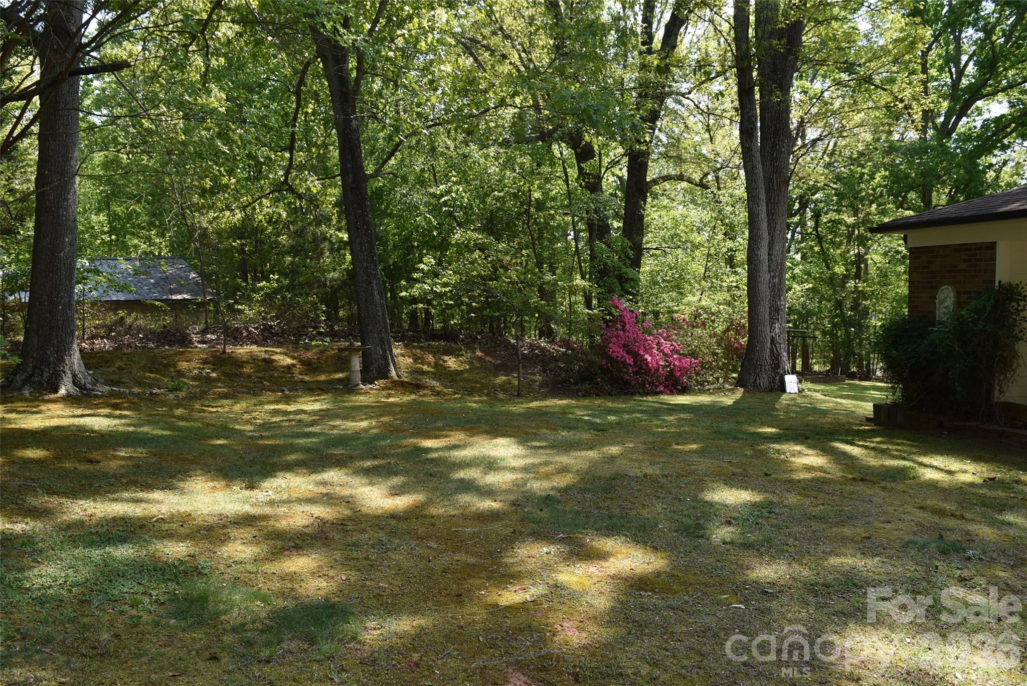 217 Redwood Lane — Lincolnton