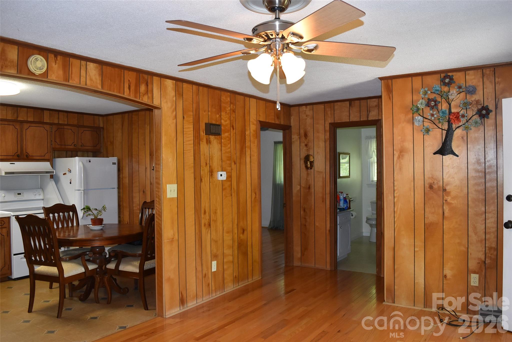 217 Redwood Lane — Lincolnton