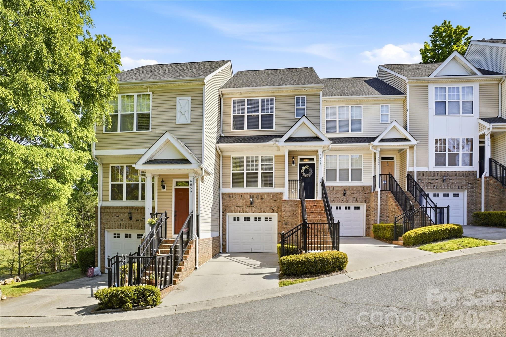 6048 Champions Crest Drive — Charlotte