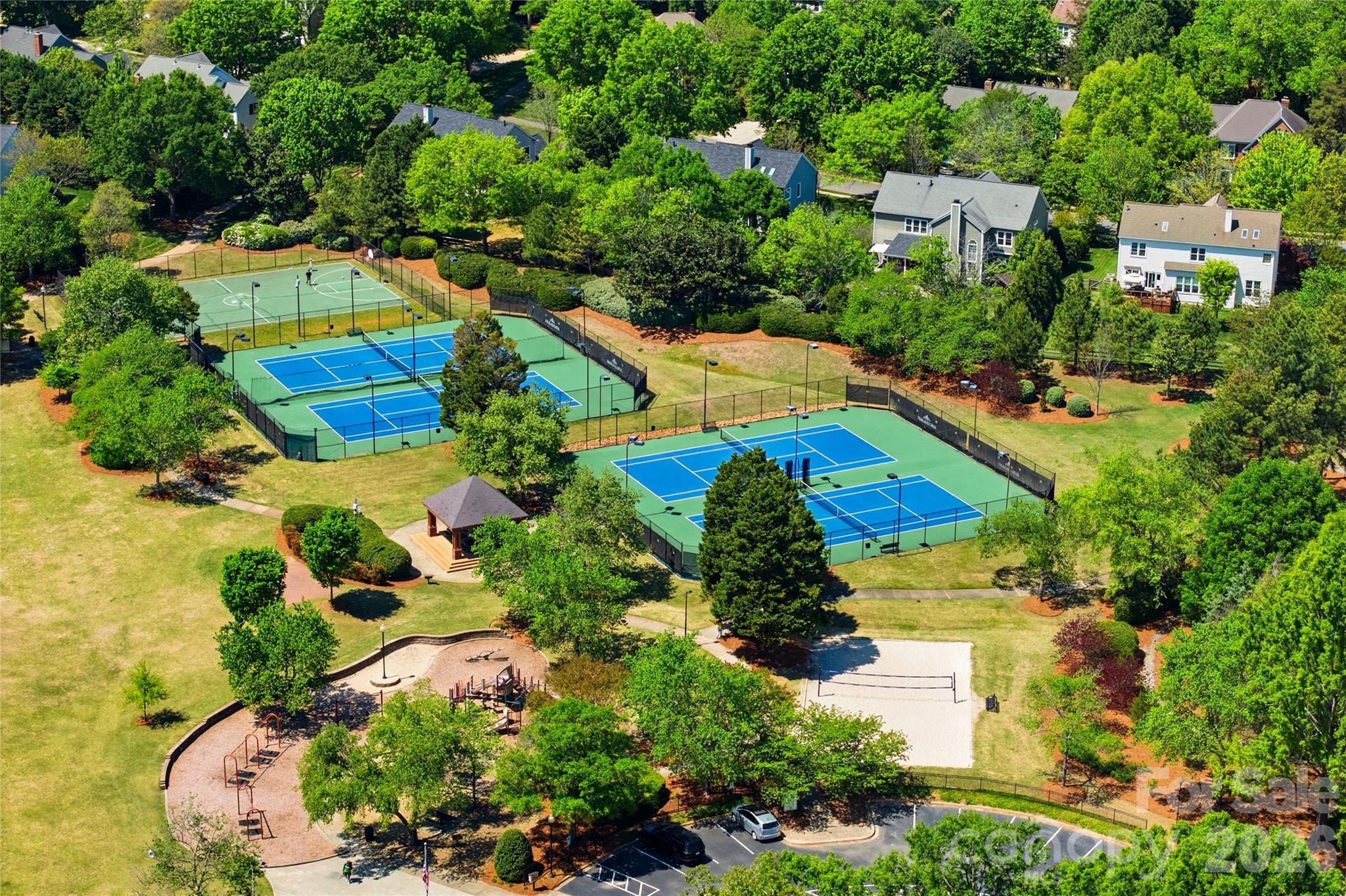 6048 Champions Crest Drive — Charlotte