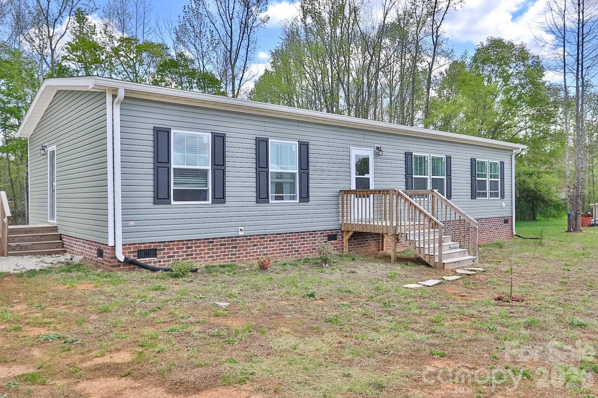 2311 S Lafayette Street — Shelby