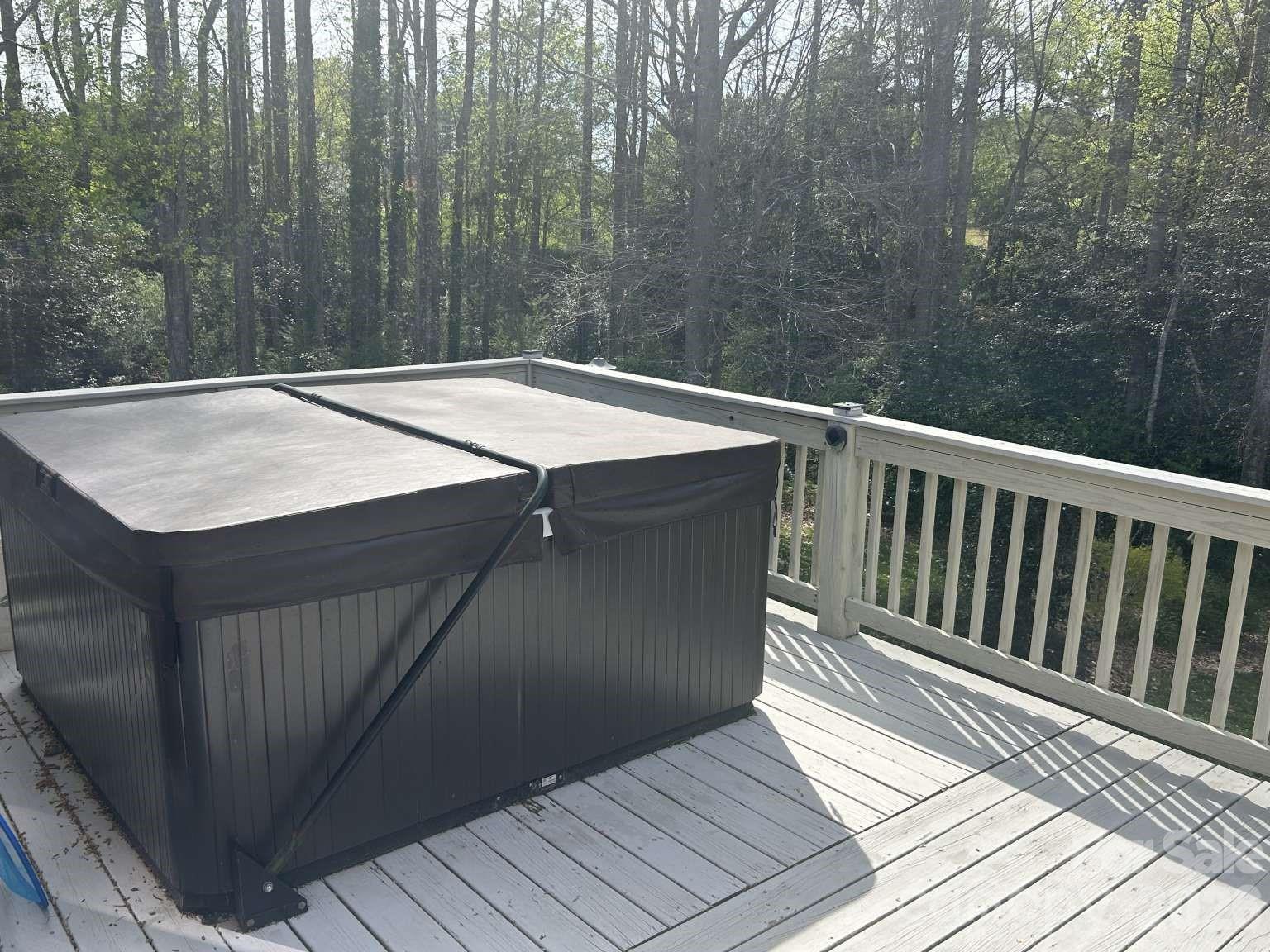 35 Iswa Drive — Taylorsville