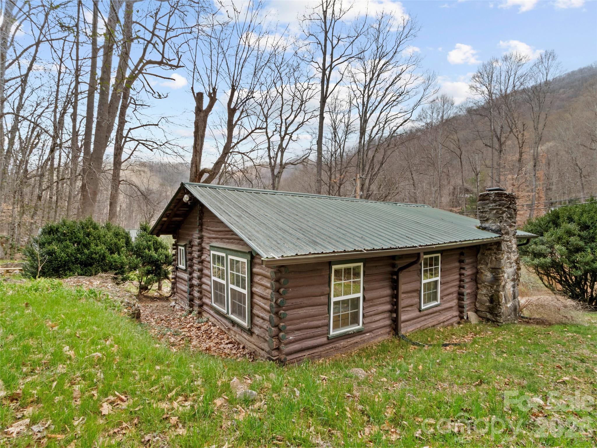 142 Cold Spring Road — Burnsville