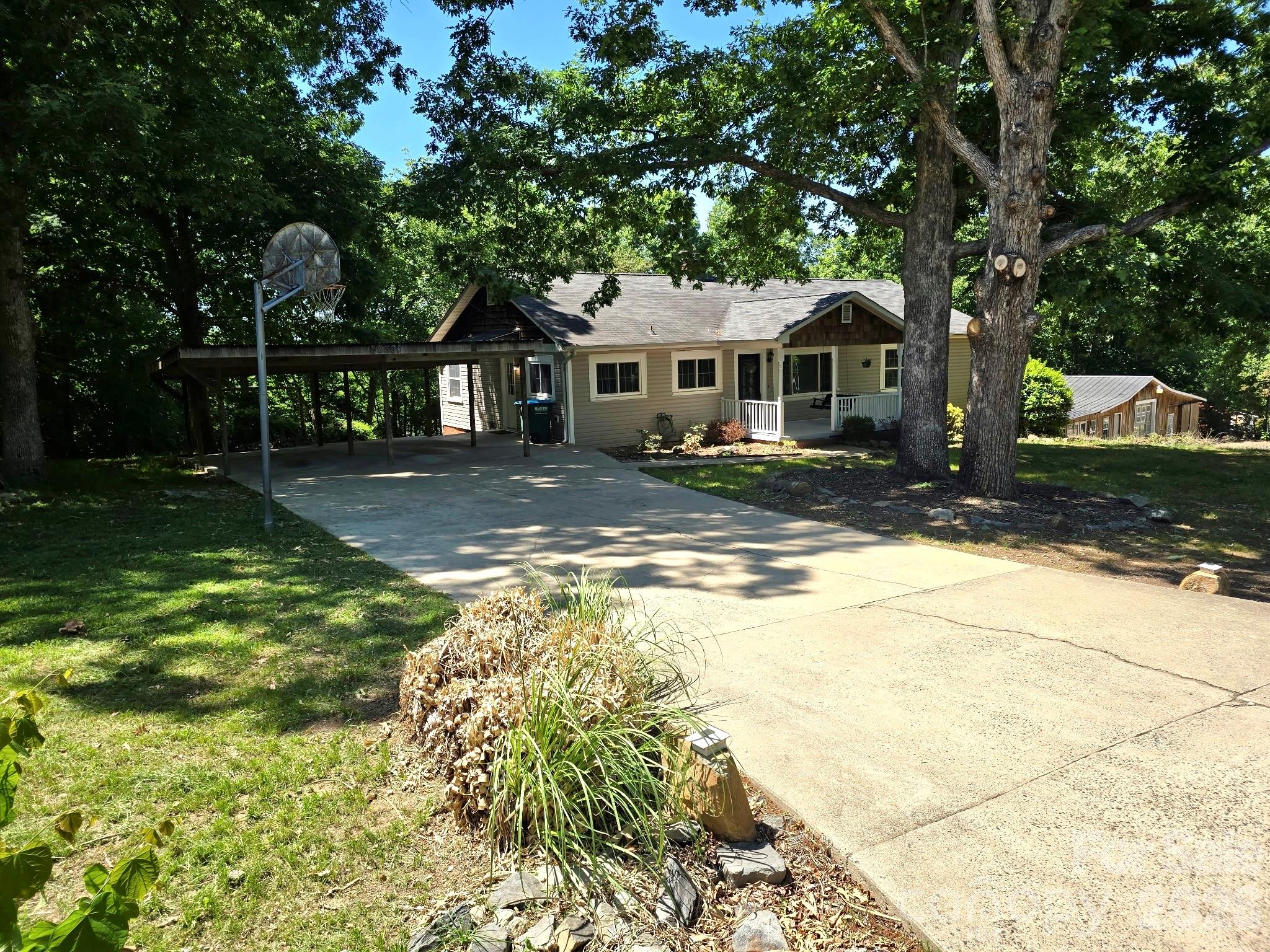 29386 Nelson Mountain Road — Albemarle
