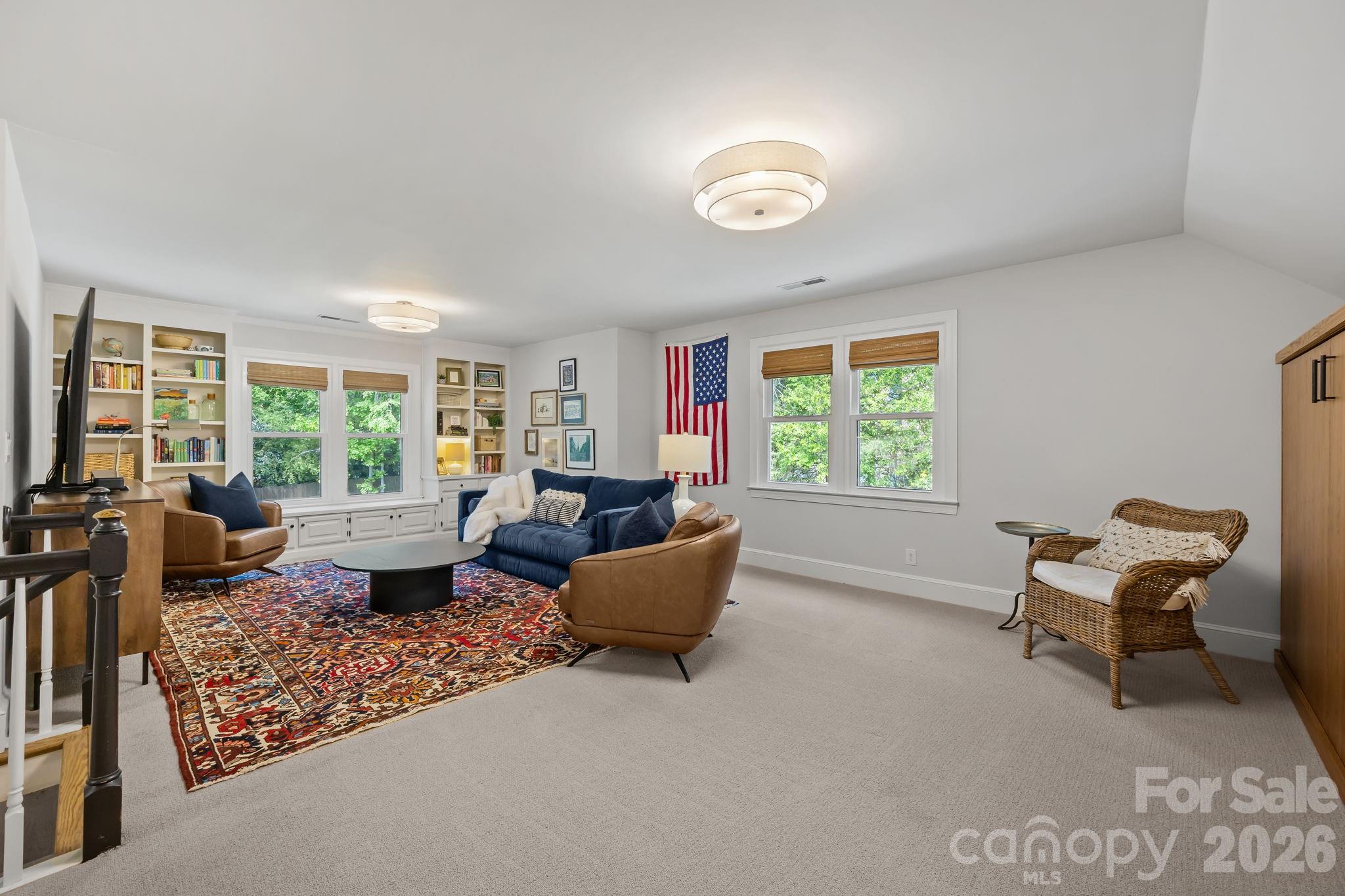 2234 Queensland Drive — Charlotte