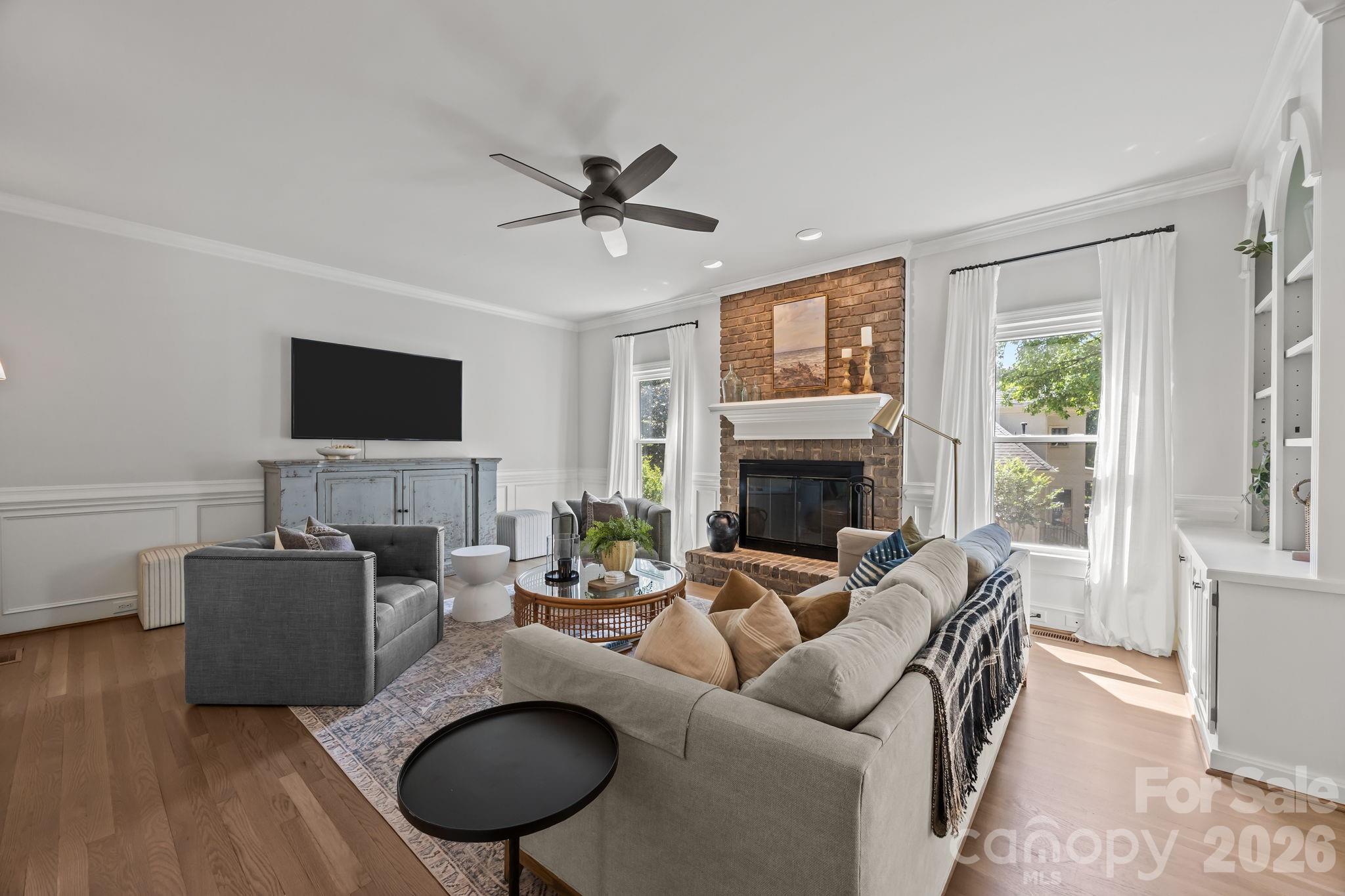 2234 Queensland Drive — Charlotte