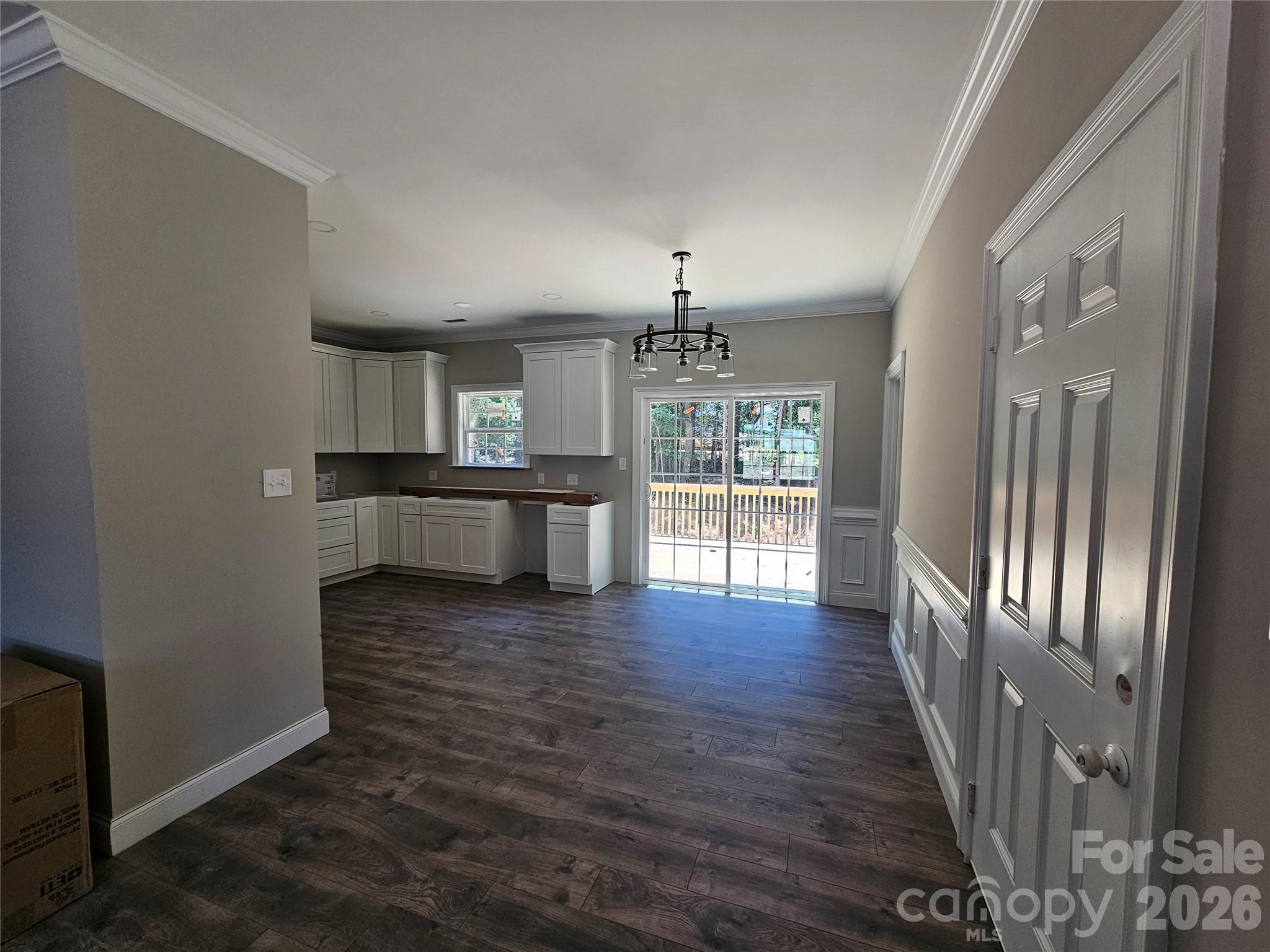 2566 Heather Lane — Lancaster