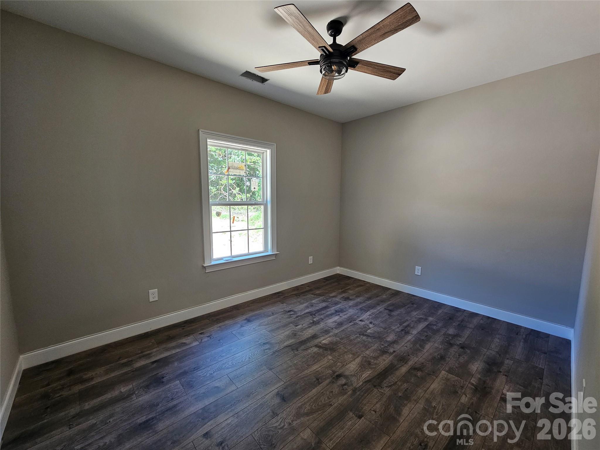 2566 Heather Lane — Lancaster