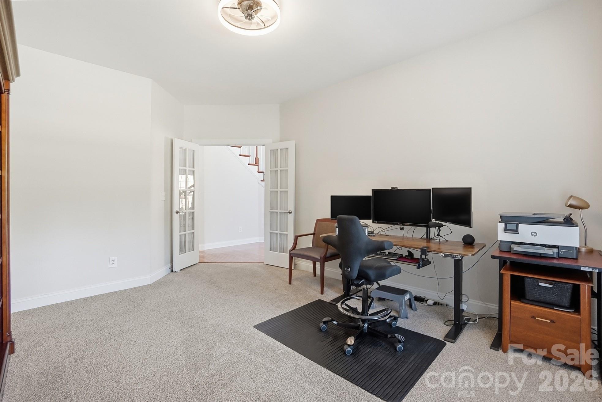807 Crown Vista Court — Wesley Chapel