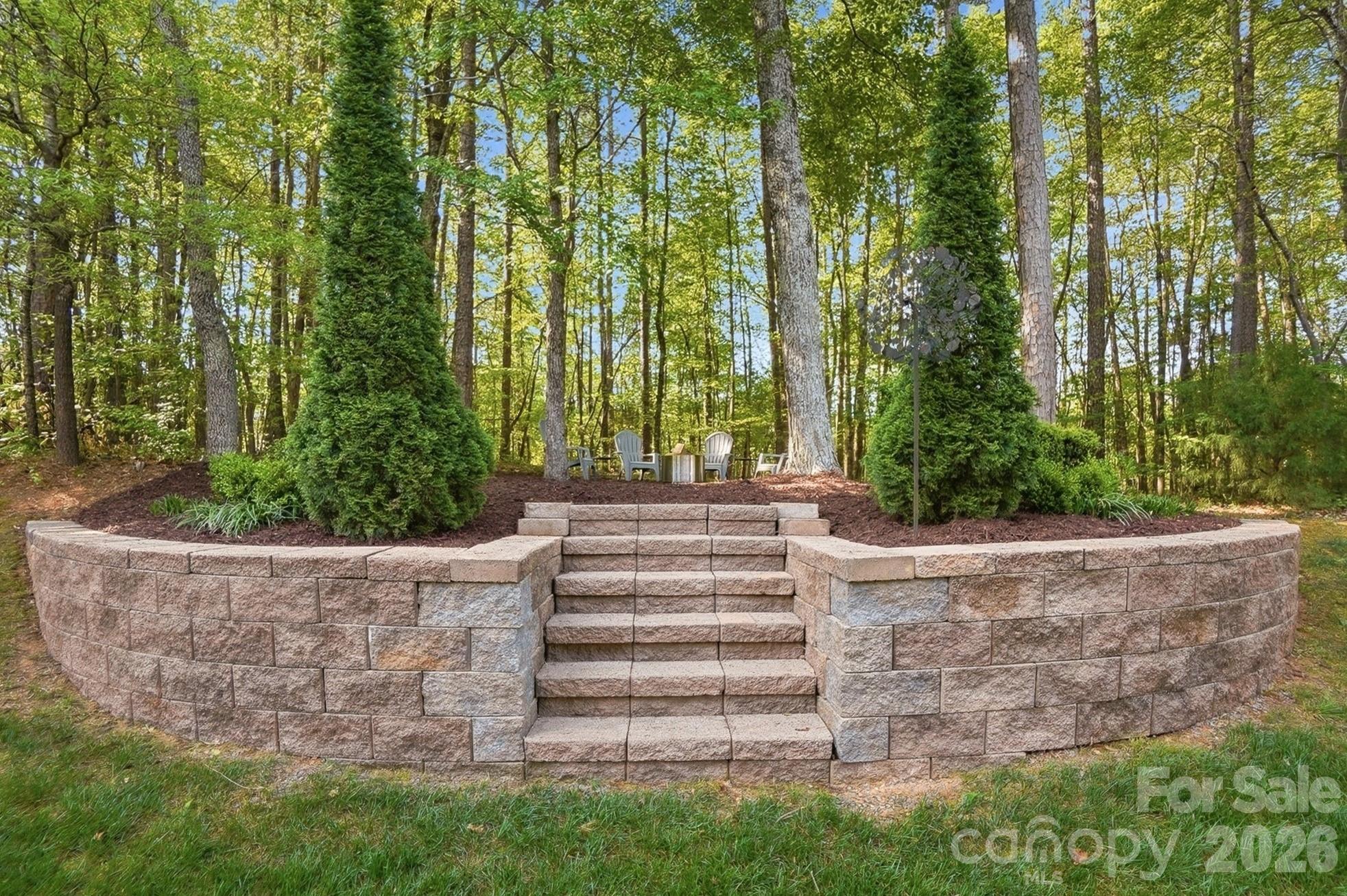 807 Crown Vista Court — Wesley Chapel