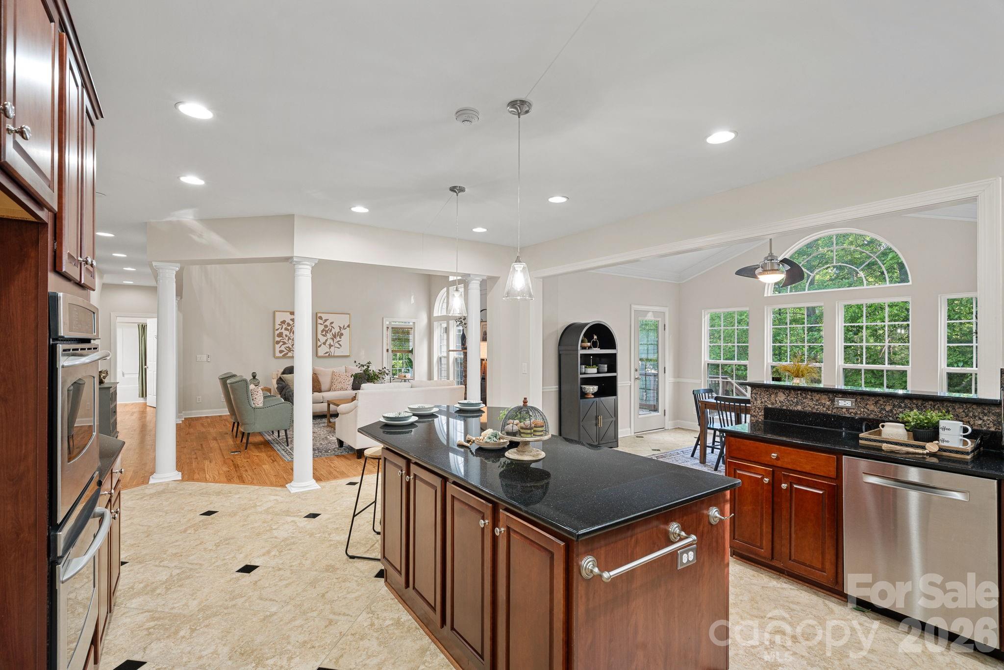 6111 Savannah Grace Lane — Huntersville