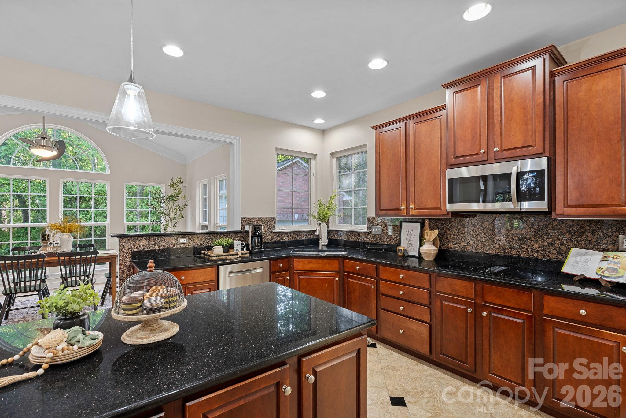 6111 Savannah Grace Lane — Huntersville