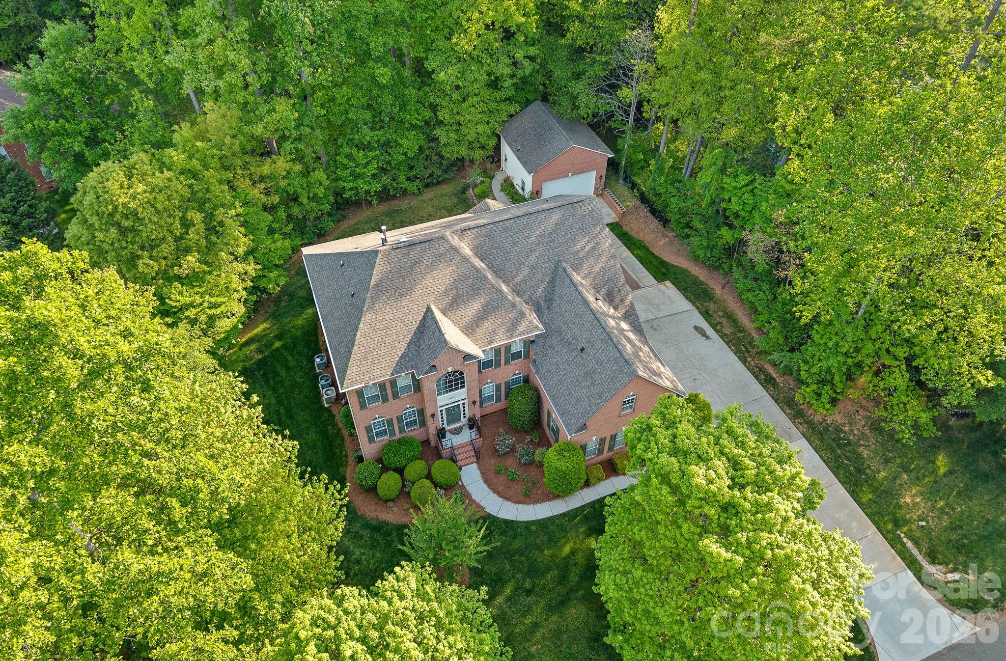6111 Savannah Grace Lane — Huntersville