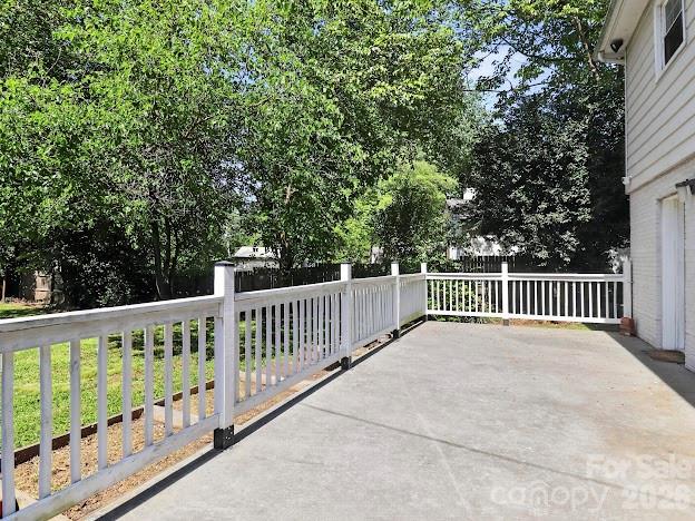 3025 Dunaire Drive — Charlotte
