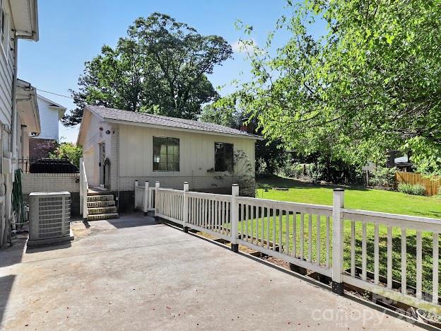 3025 Dunaire Drive — Charlotte
