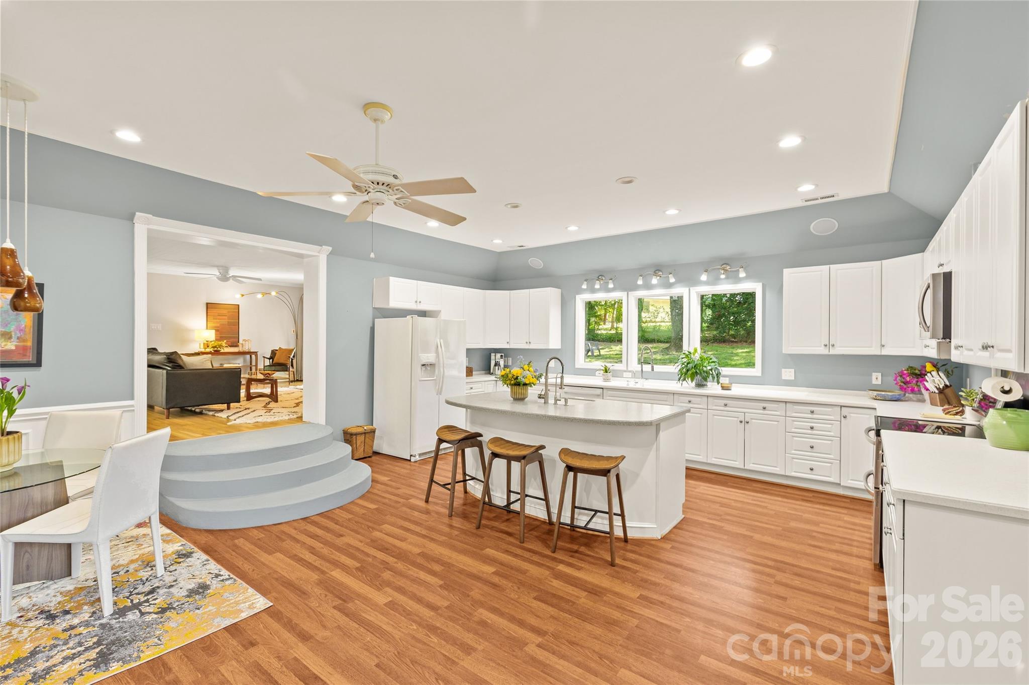 7108 Preston Court — Charlotte