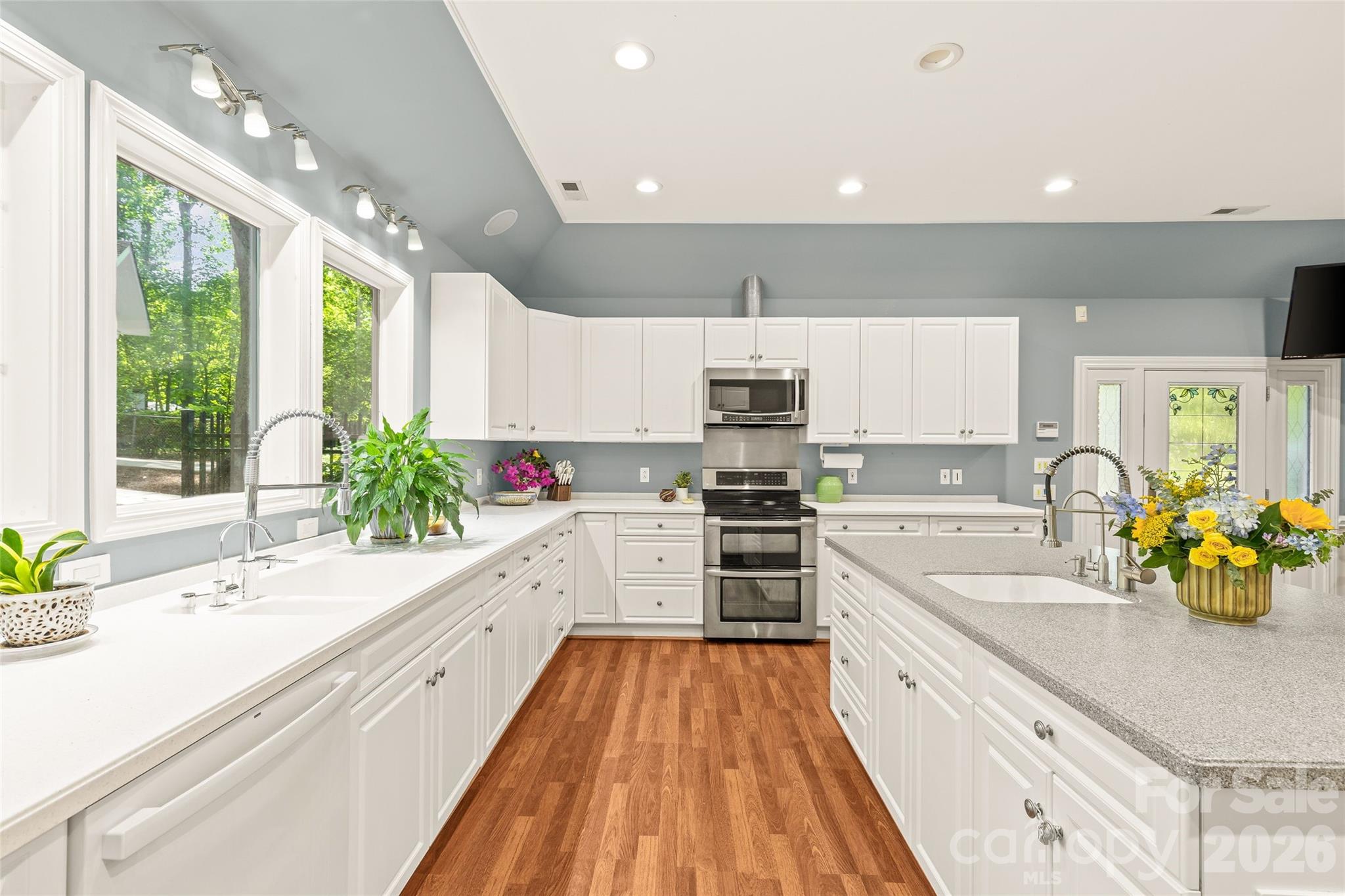 7108 Preston Court — Charlotte