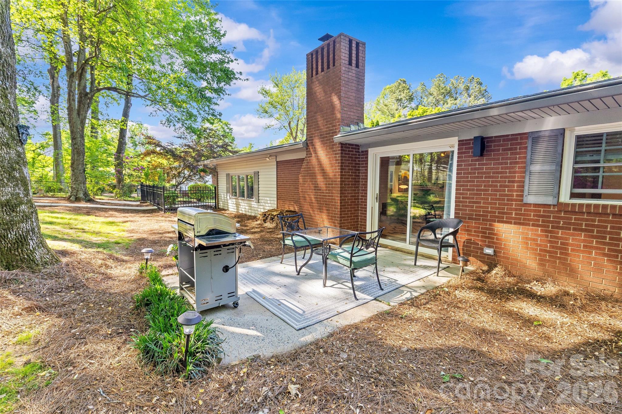 7108 Preston Court — Charlotte