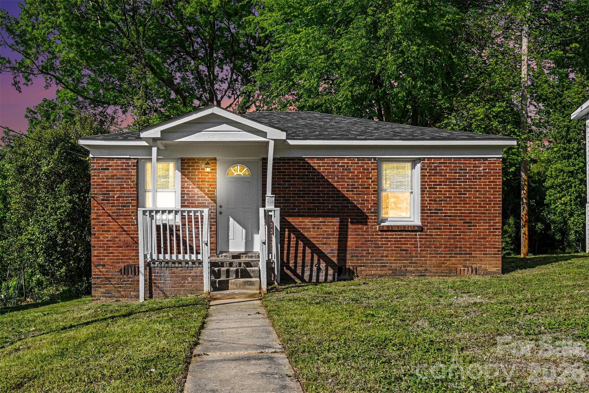 2604 Booker Avenue — Charlotte
