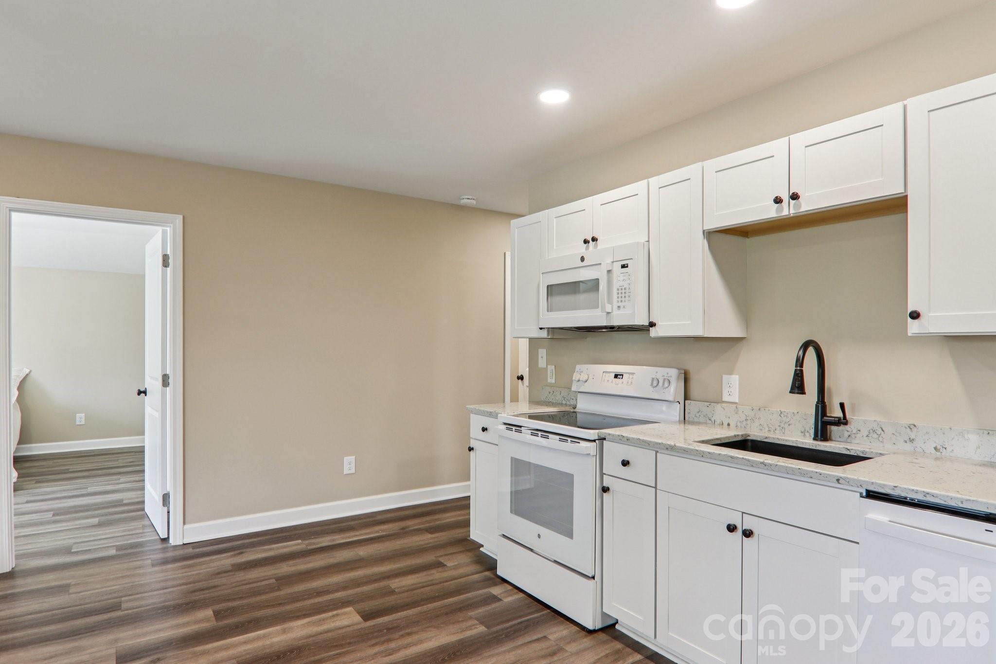 111 W Crawford Street — Landrum