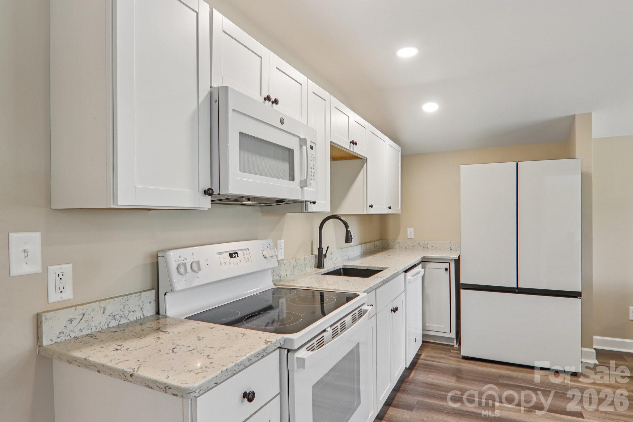 111 W Crawford Street — Landrum